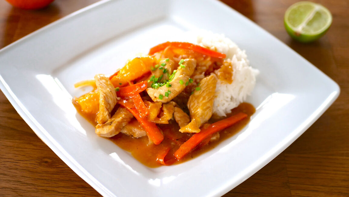 Orientalny Smażony Kurczak z Imbirem